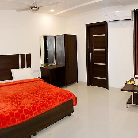 D C Vilas Agra (Uttar Pradesh) Exterior foto