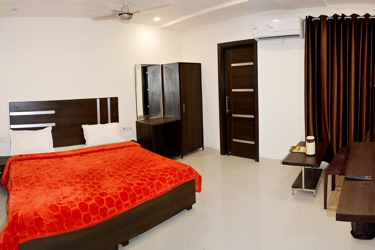 D C Vilas Agra (Uttar Pradesh) Exterior foto